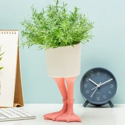 Bloempot met flamingopoten