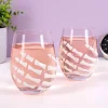 Glas met skelethand (set van 2)