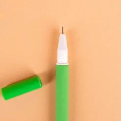 Gras pen