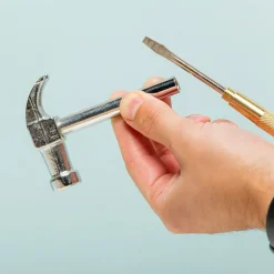 Handy Hammer multitool met schroevendraaiers