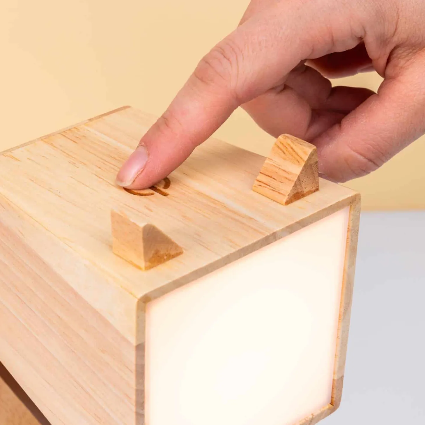 Houten tafellamp