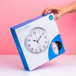 Klok met geheim vak