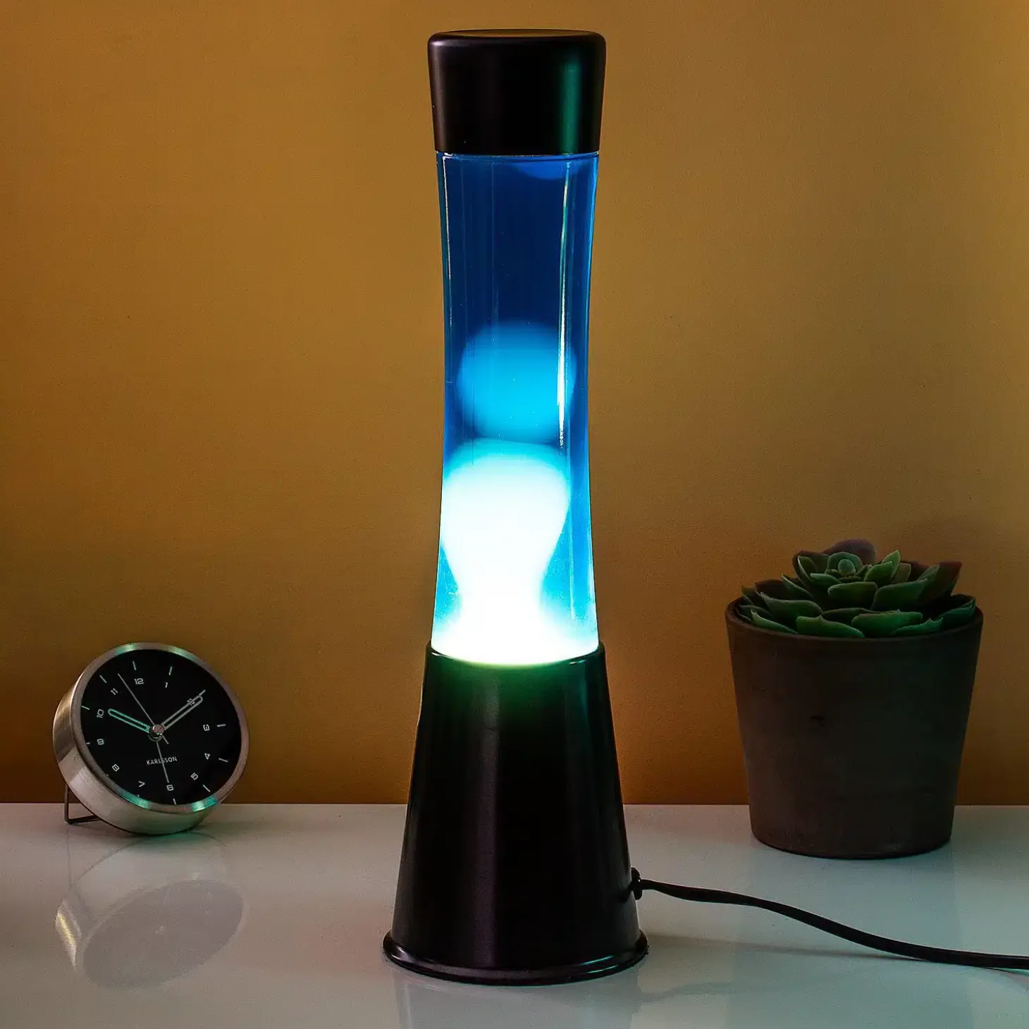 Lavalamp zwart met witte lava
