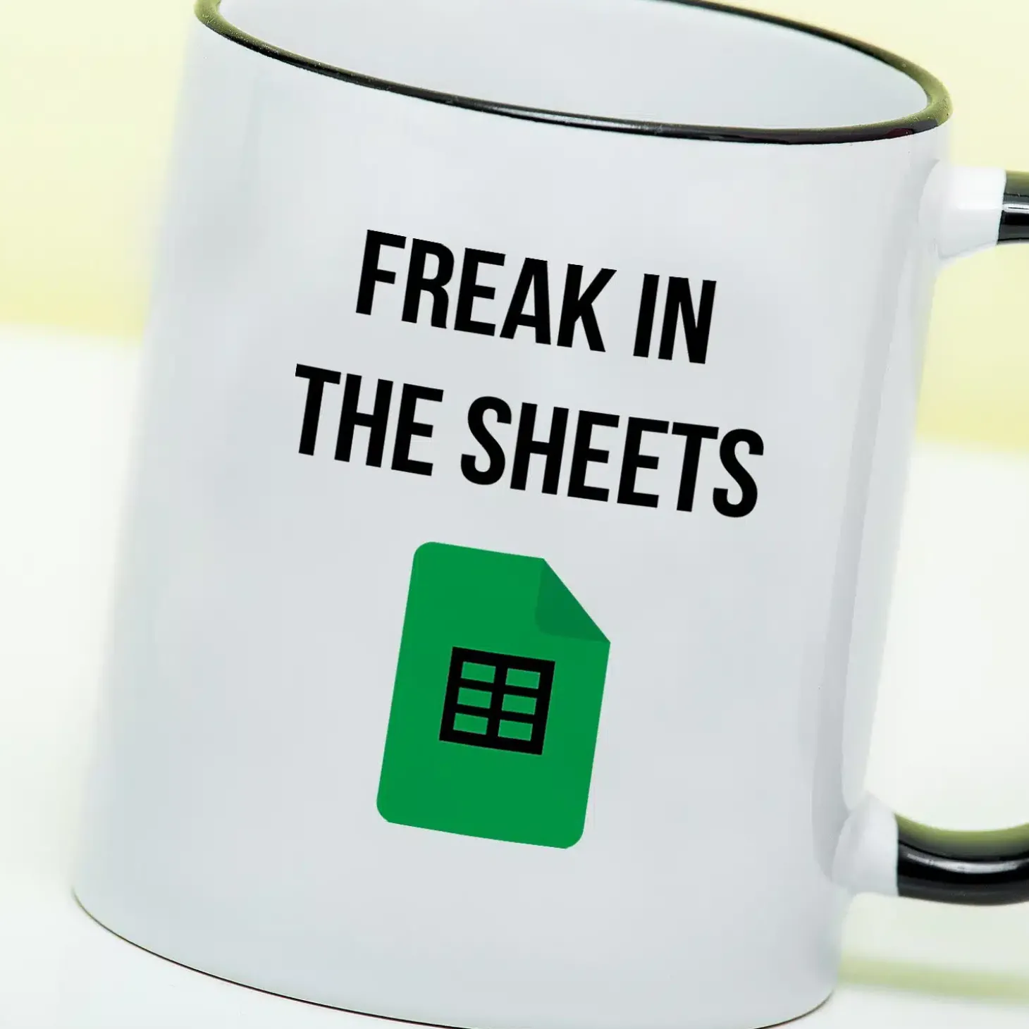 Mok Freak In The Sheets