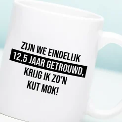 Mok Zijn we eindelijk zoveel jaar getrouwd