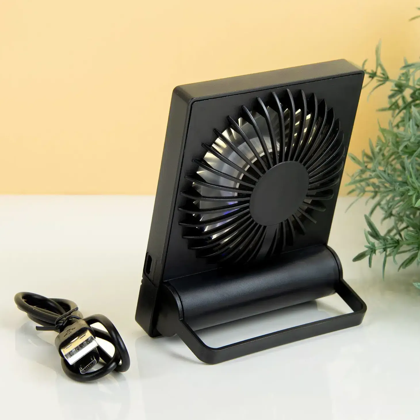 Oplaadbare bureauventilator