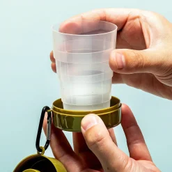 Opvouwbaar glas met medicatievakje