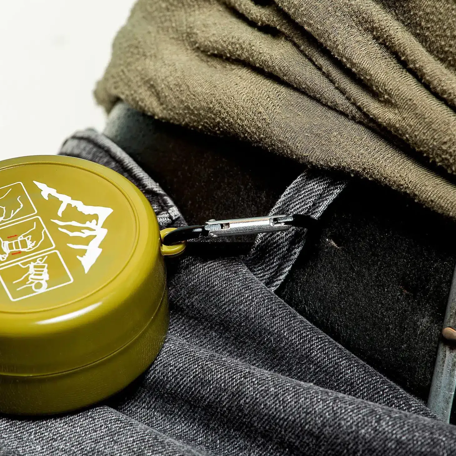 Opvouwbaar glas met medicatievakje