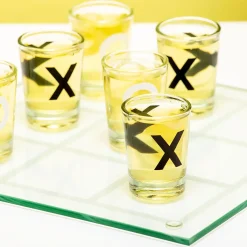 Tic Tac Toe drankspel met shotglaasjes