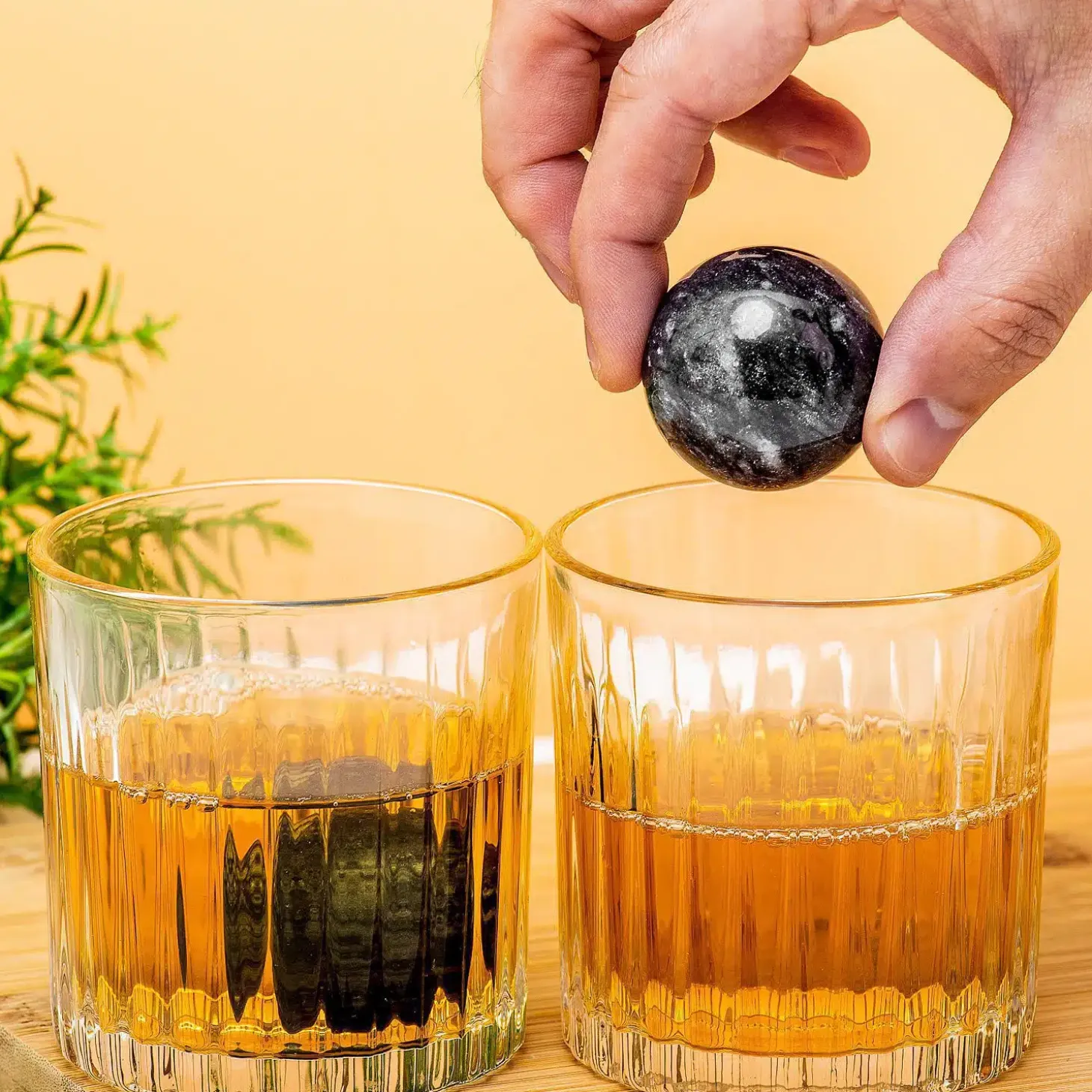 Whiskey glazen en ijsballen (set van 4)